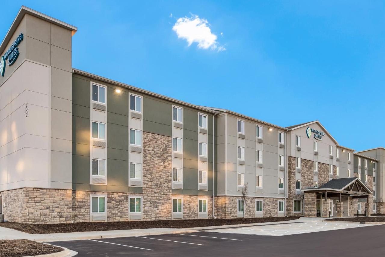 Woodspring Suites Charlotte - University Research Park Εξωτερικό φωτογραφία